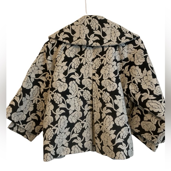 Vintage Kensie designer crop classic floral print button coat black and white - Picture 3 of 15